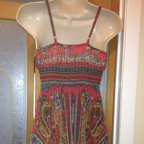 Gorgeous aztec print maxi dress.  small - Picture 2 of 3