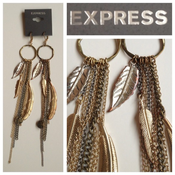 Express Jewelry - 💋 NWT Express long dangle earrings