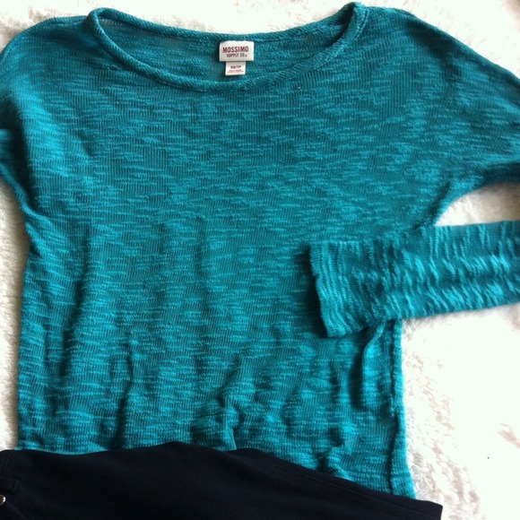 ❌❌sold. Blue/green lightweight sweater