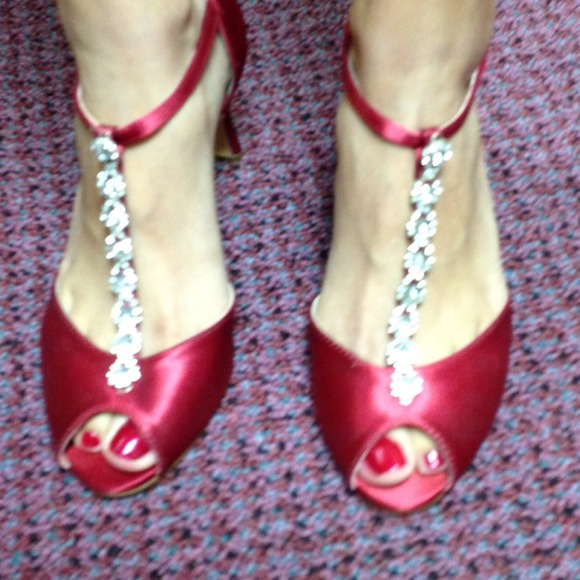 SOLD / BUNDLE bridesmaid shoes 6.5 Apple red