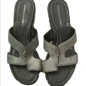 🎀WINTER SALE🎀 Donald Pliner platform shoes