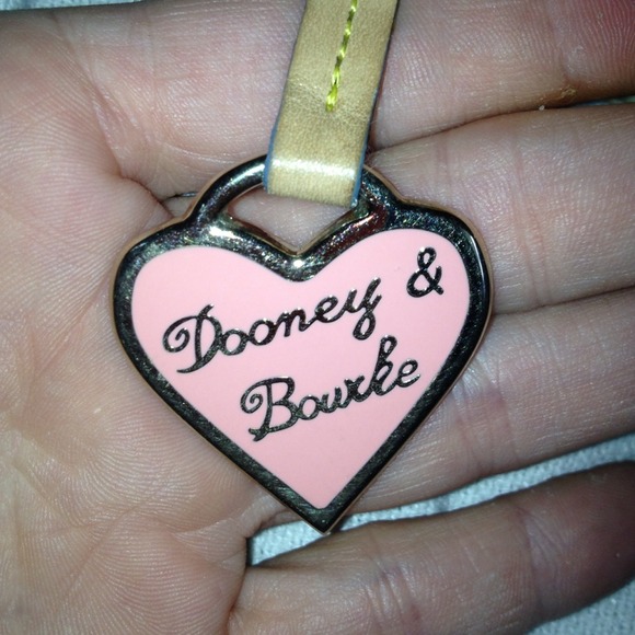 ❌SOLD❌Small D&B wallet/key chain - Picture 1 of 4