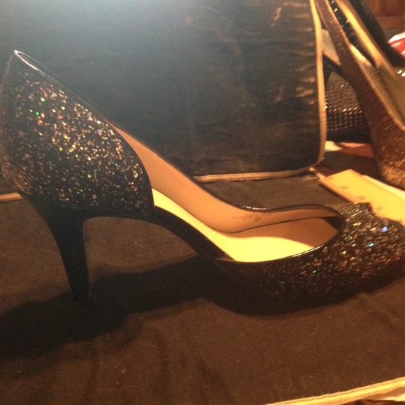Black iridescent heels - Picture 2 of 2