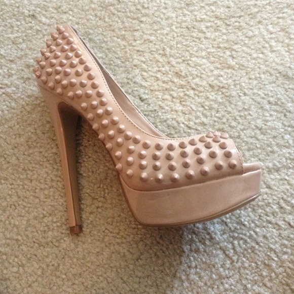 Steve Madden studded peep