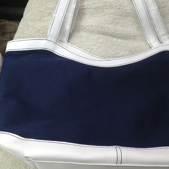 SOLD-SOLD Este Lauder bag