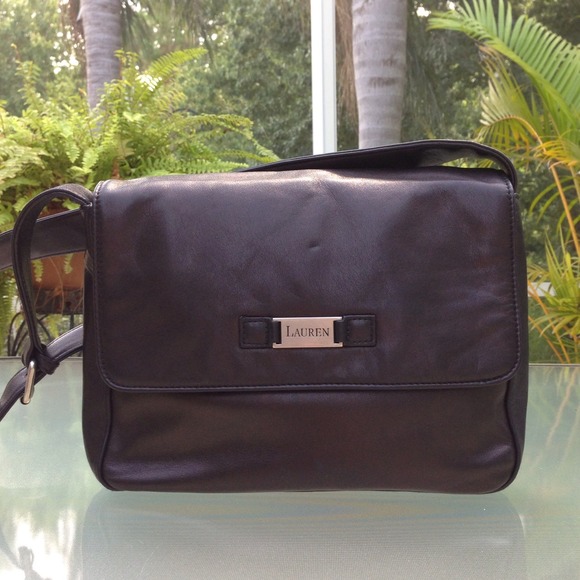 Gorgeous black leather Ralph Lauren bag