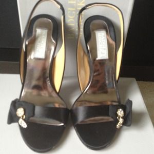 Badgley Mischka - Harrow Blk Satin slingback heel