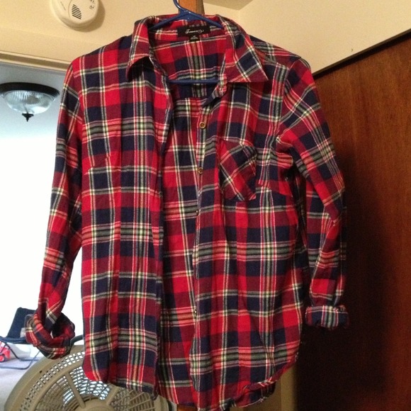 American Eagle Outfitters Tops - Shirt Bundle