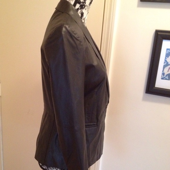 Leather blazer - Picture 3 of 4