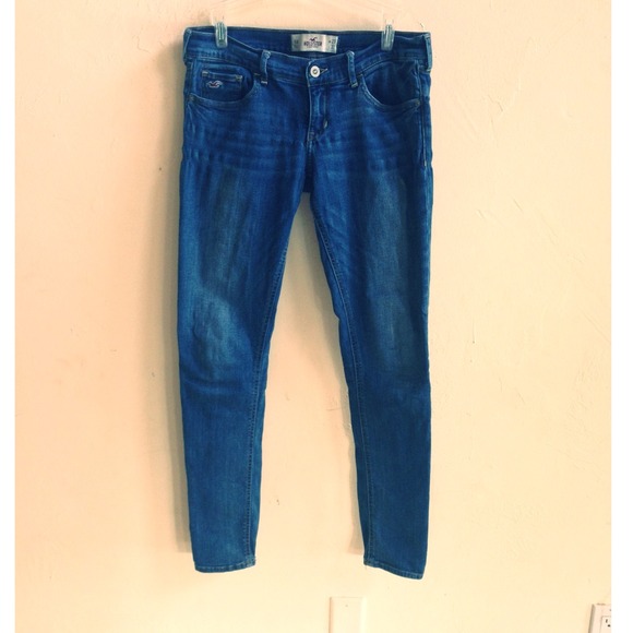 🔴SOLD SOLD🔴Hollister Jeans