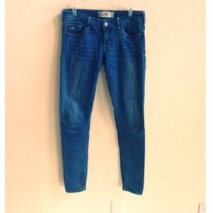 🔴SOLD SOLD🔴Hollister Jeans