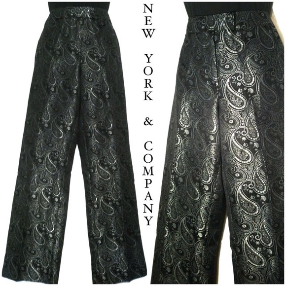 #38 NWOT New York & Co. Paisley Slacks