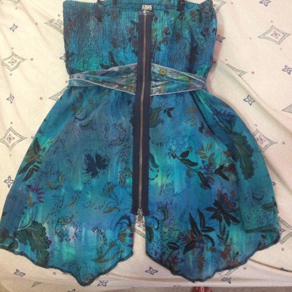 Free People Blue Floral Top - Picture 2 of 2