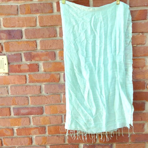 Mint green raw silk cover scarf pashmina.. Lovely