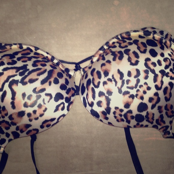 Leopard print bra