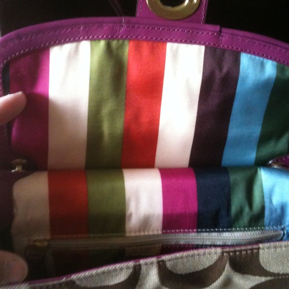 Coach shoulder/cross body - Picture 3 of 3