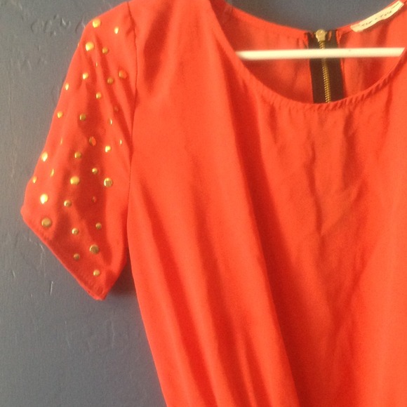 BUNDLED! Coral colored dress - Picture 2 of 4