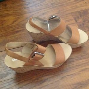 Marc Fisher Med Brown Leather Sandal