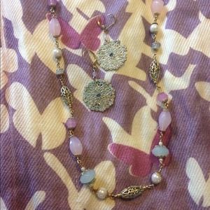 TRADED*** Bundled***~ 2 Necklaces & earrings