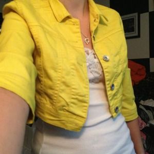 yellow jean jacket 🚫hold🚫