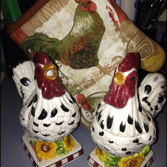 Kitchen rooster decor ON HOLD!!!!
