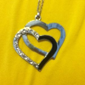 ❌SOLD❌Silver Hearts necklace