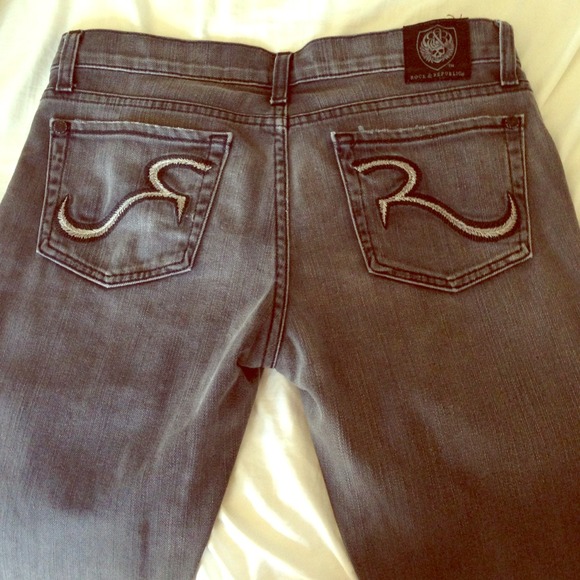 Grey Rock N Republic jeans. Slim fit. REDUCED