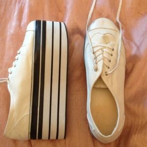 Reserved Asos platform sneakers size 9 black white