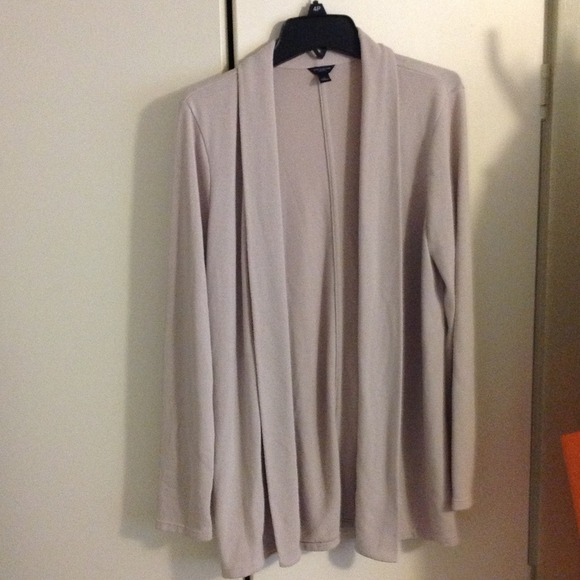 Ann Taylor Cardigan - Picture 2 of 2