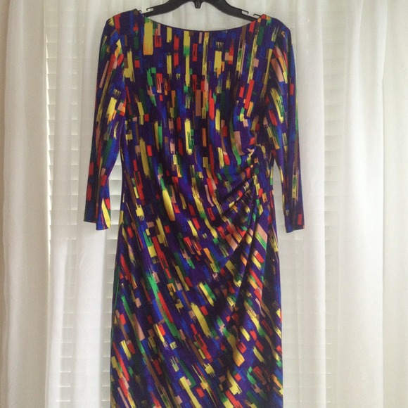 Curvy & flattering stretch sheath dress
