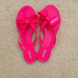SOLD -- Fuschia jellies with bow!