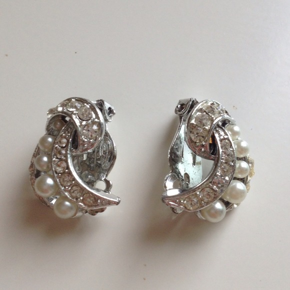 Dannijo Inspired Costume Jewelry Earrings