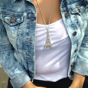❌SOLD❌Tower Necklace.