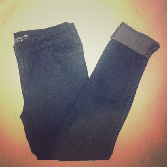 Dark skinny jeans