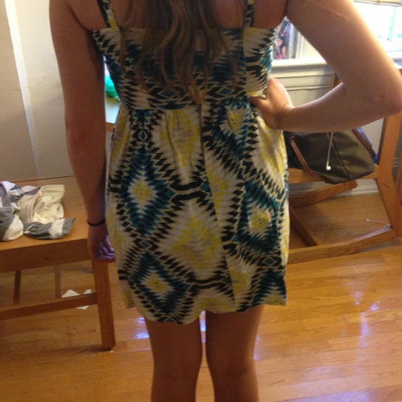 Blue and yellow patterned dress!! - Picture 3 of 3