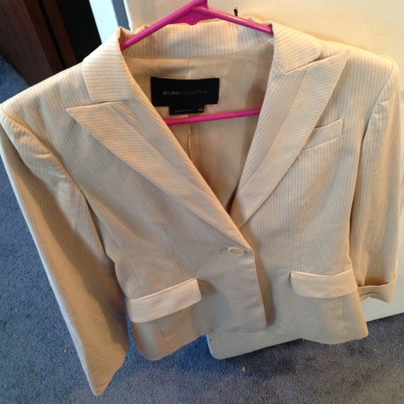Trade!!BCBG cream with blazer with black BCBG tank