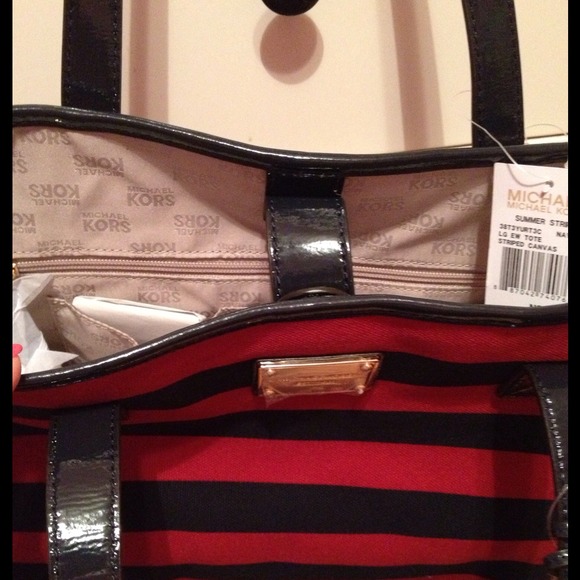 ❌*NEW Michael Kors Summer Canvas Tote*❌Sold❌ - Picture 3 of 3