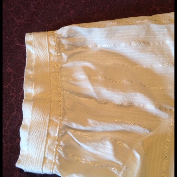 🌻🌻🌻Volcom shirt 🌻🌻🌻 - Picture 4 of 4