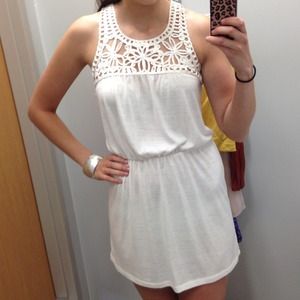 Dress plus two pairs of earrings!