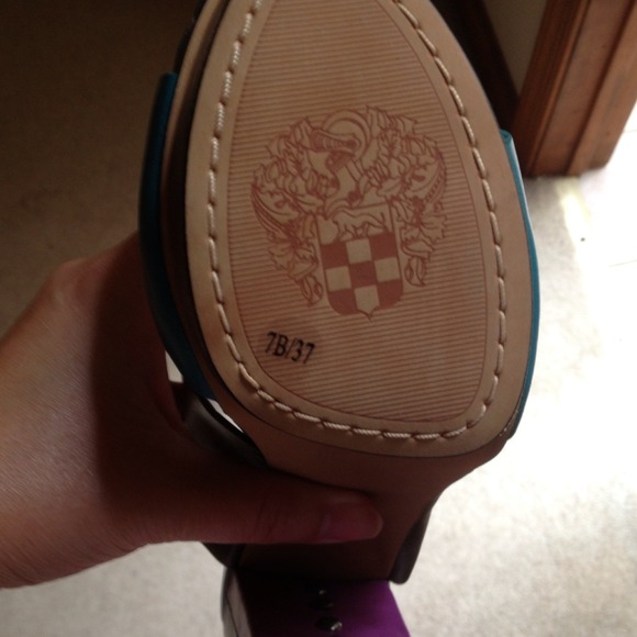 Vince Camuto Persh shoe Size 7 - Picture 2 of 4