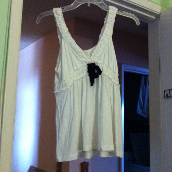 White tank blouse - Picture 1 of 1