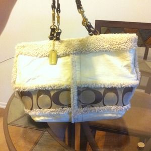 **DRASTICALLY REDUCED** Coach Handbag