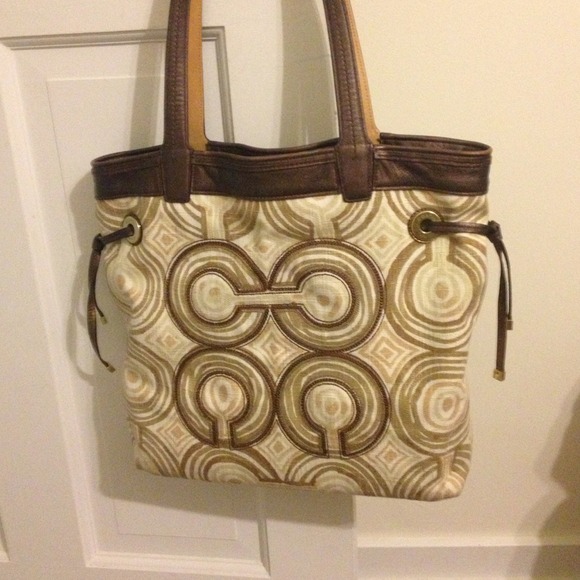 Coach Purse and wallet combo! Great deal!!!