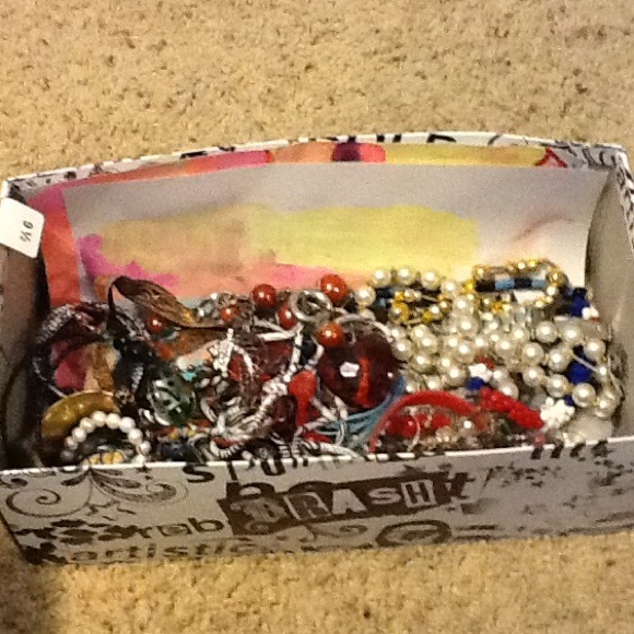 Jewlery bundle....