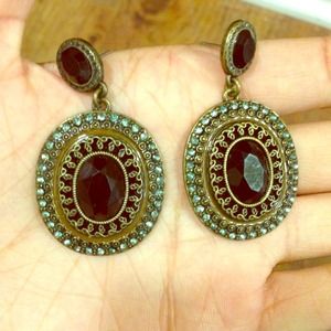 Small drop earrings
