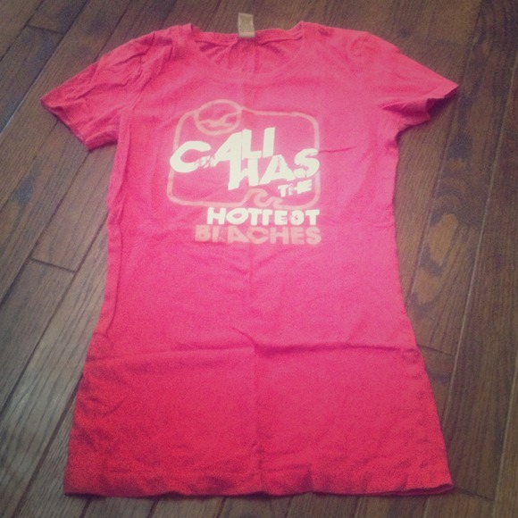 Hollister hot pink tshirt Cali sz small