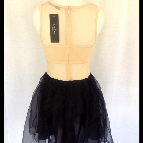 ⬇️Ark & Co. Tulle dress⬇️ - Picture 3 of 4