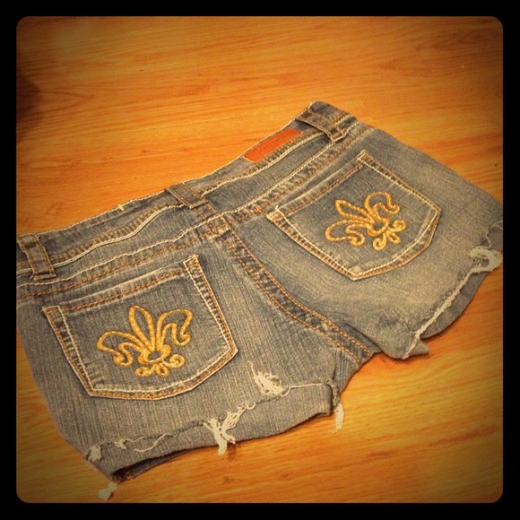 💋Denim shorts great for summer💋