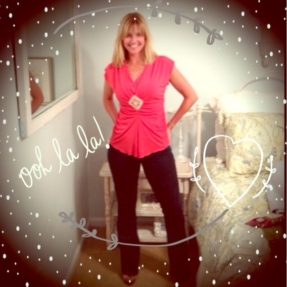 Eye catching coral summer top with shell design