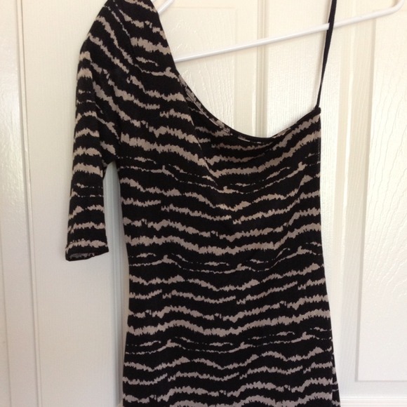 One should print dress